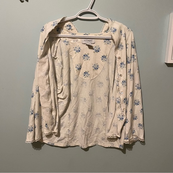 Vintage Floral Button Up Light Cardigan - Picture 4 of 11